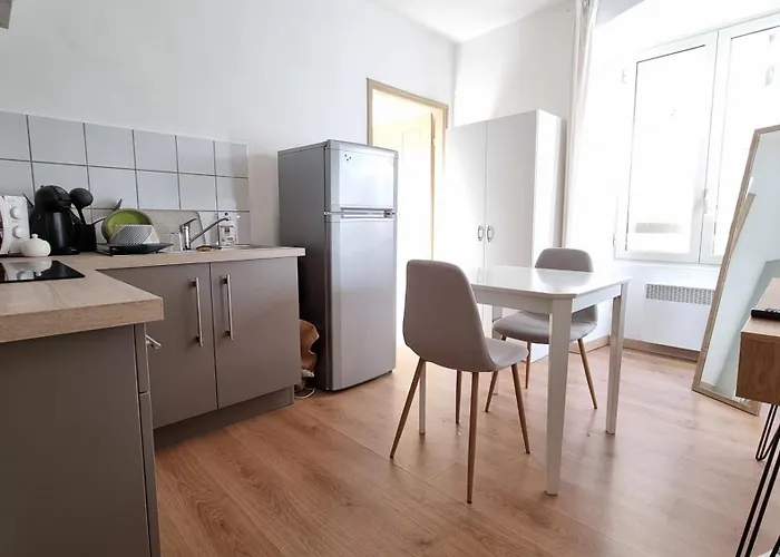 Type 2 Hyper Centre *